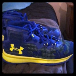 Boys Curry Basketball Shoes